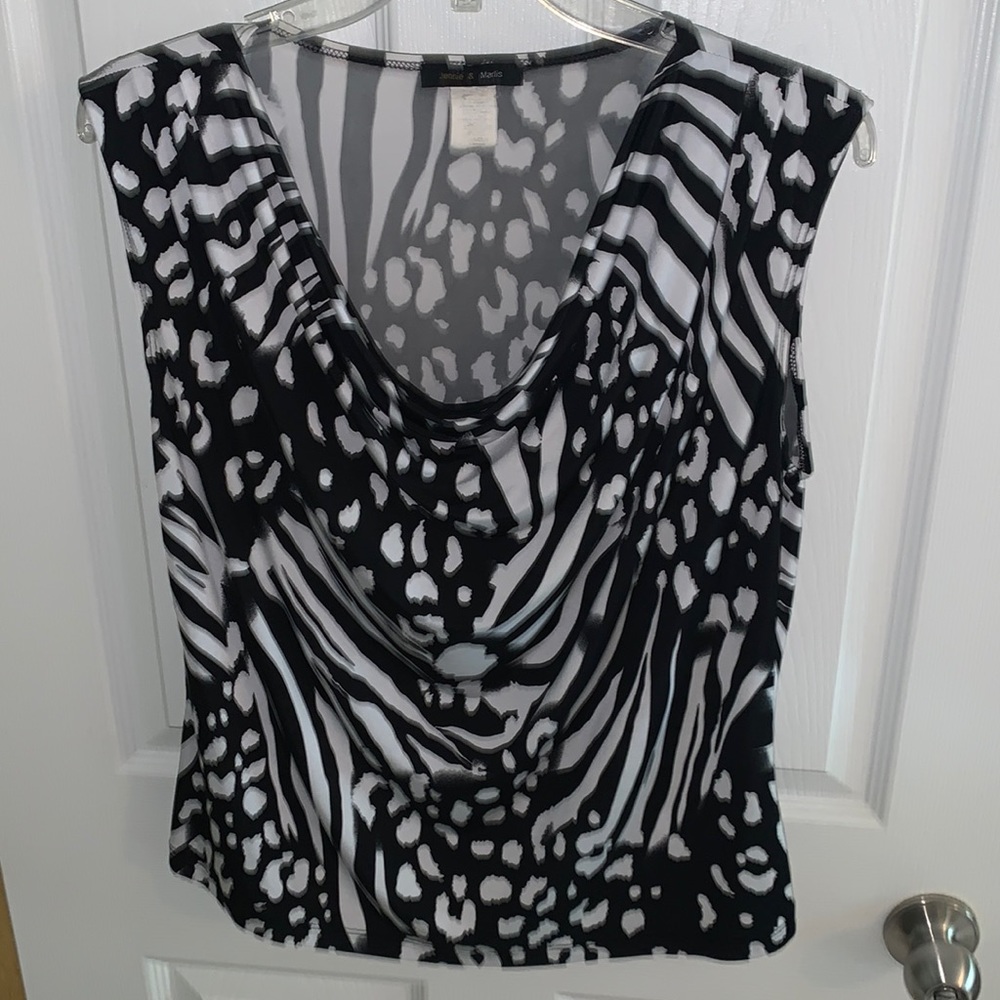 Animal print sleeveless shell